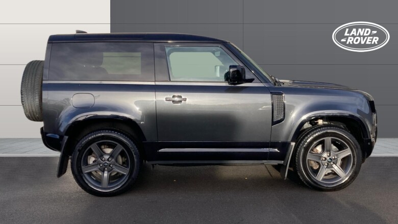 Land Rover Defender 3.0 D250 X-Dynamic SE 90 3dr Auto Diesel Estate